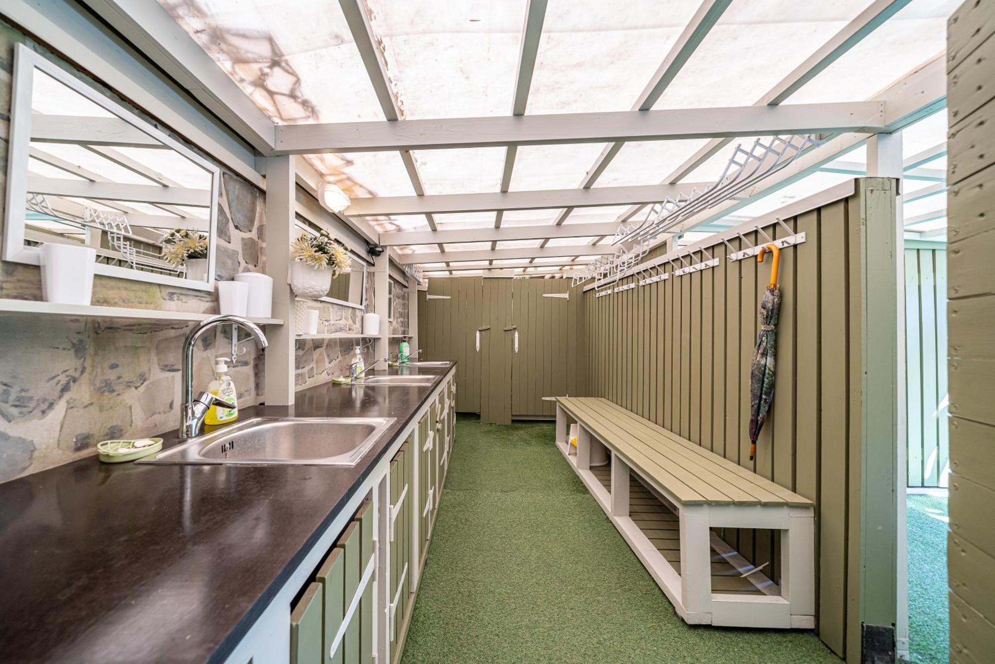 Garden Camping Tallinn Eksteriør bilde