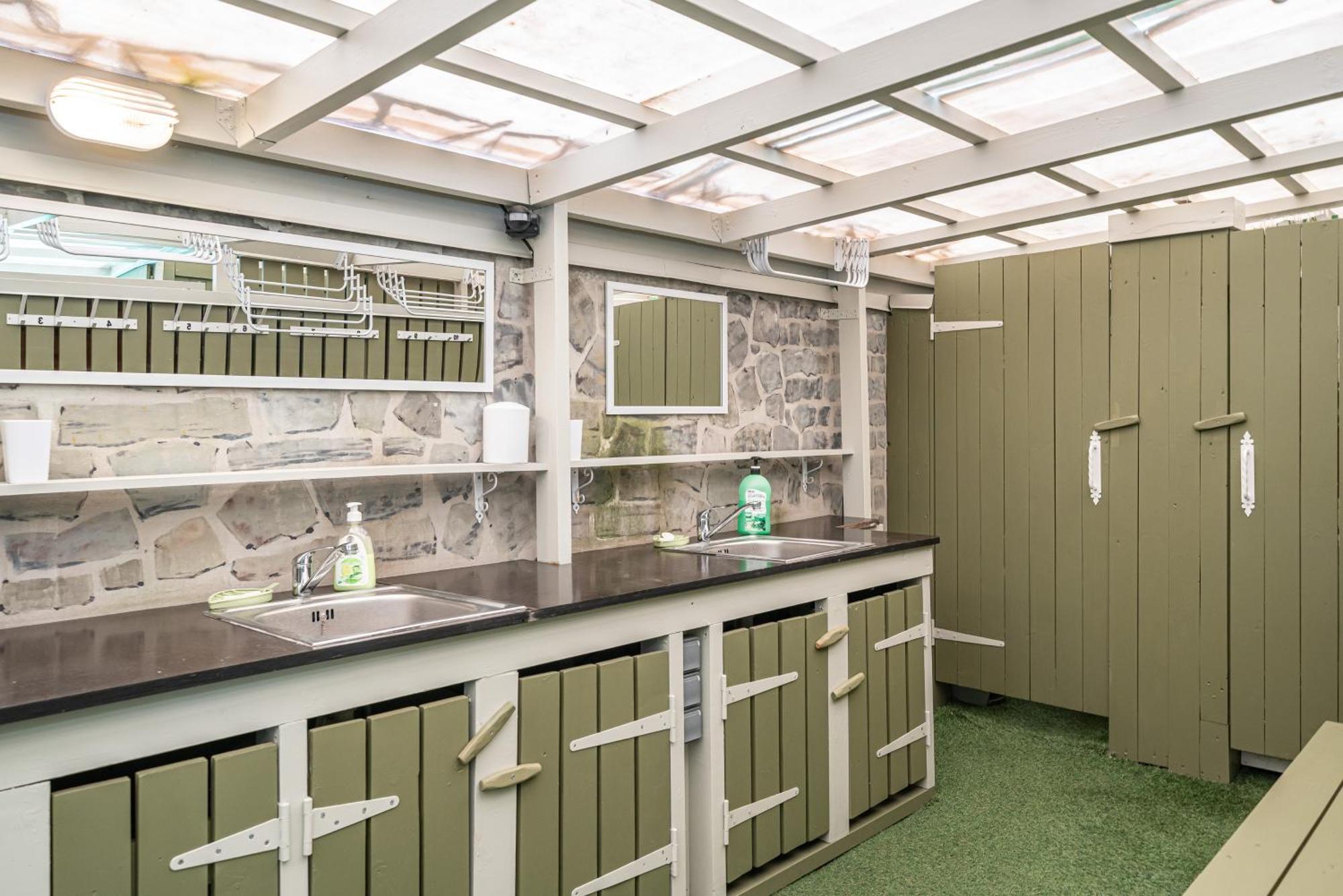 Garden Camping Tallinn Eksteriør bilde